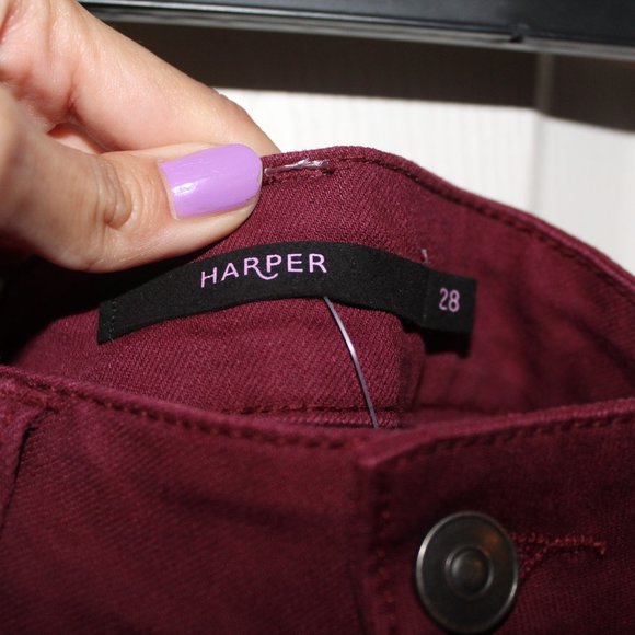 Francesca's Dark Red Shorts Size 28 - Picture 4 of 4